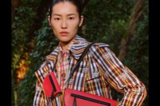 2025年BURBERRY 中国新禧贺岁广告：隆重发布